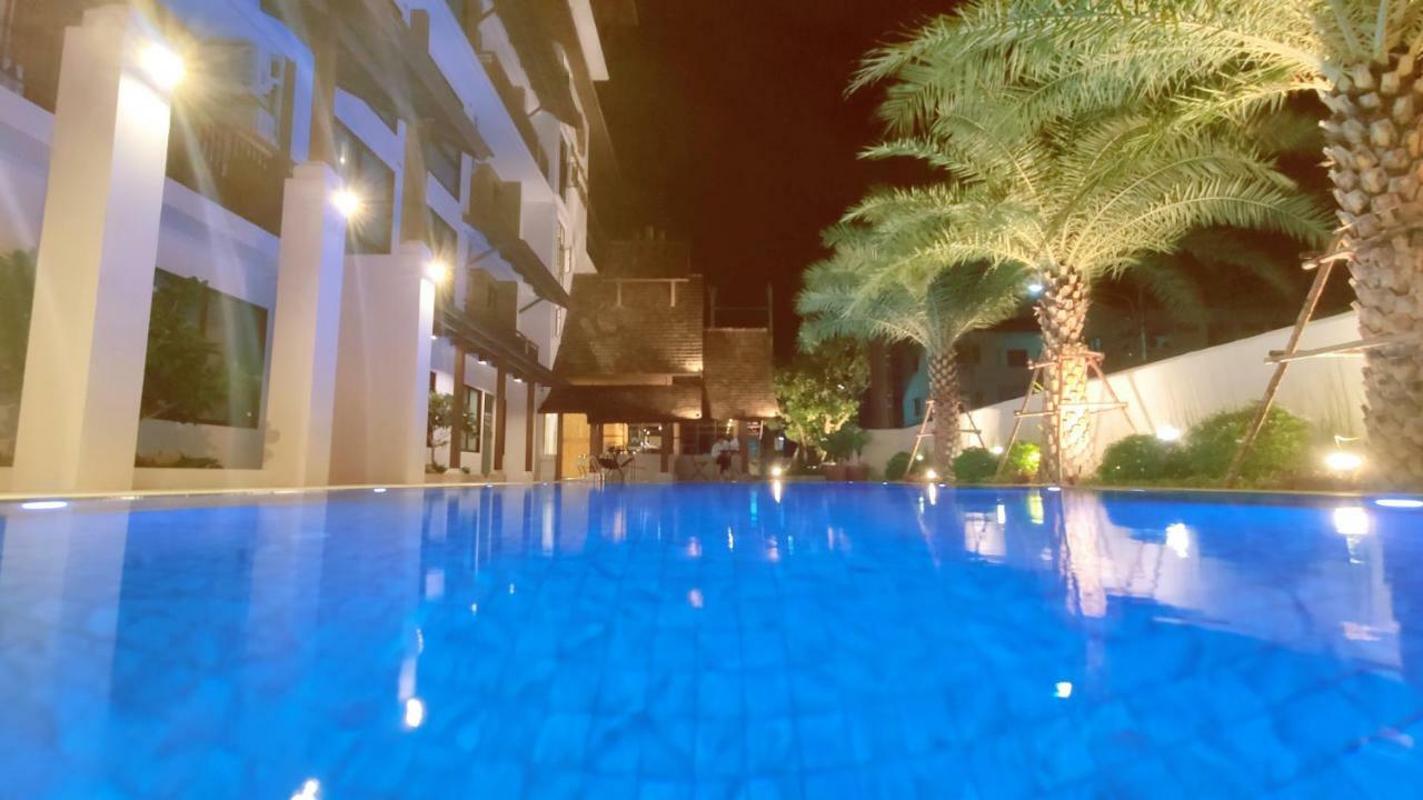 Отель Pleasant Chiangmai Чиангмай Экстерьер фото